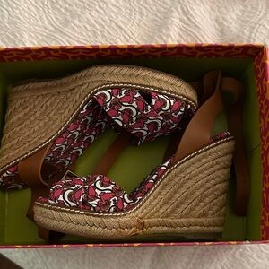 Tory Burch Stylish Brown and Pink Wedge Sandals